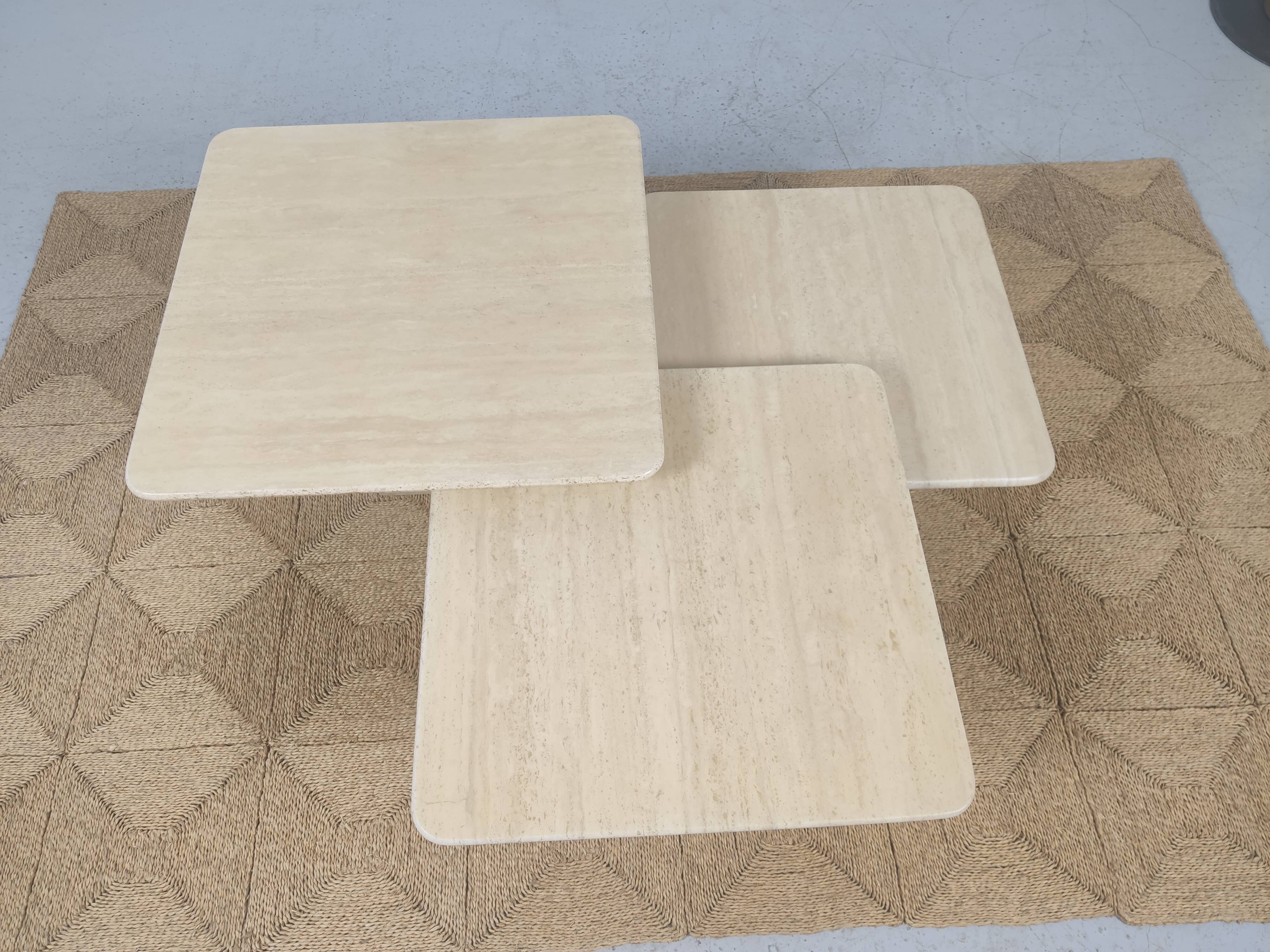 Table travertine 80s