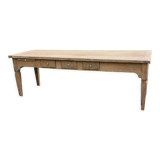 Auvergne table