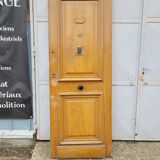 HAUSSMANNIAN LANDING DOOR