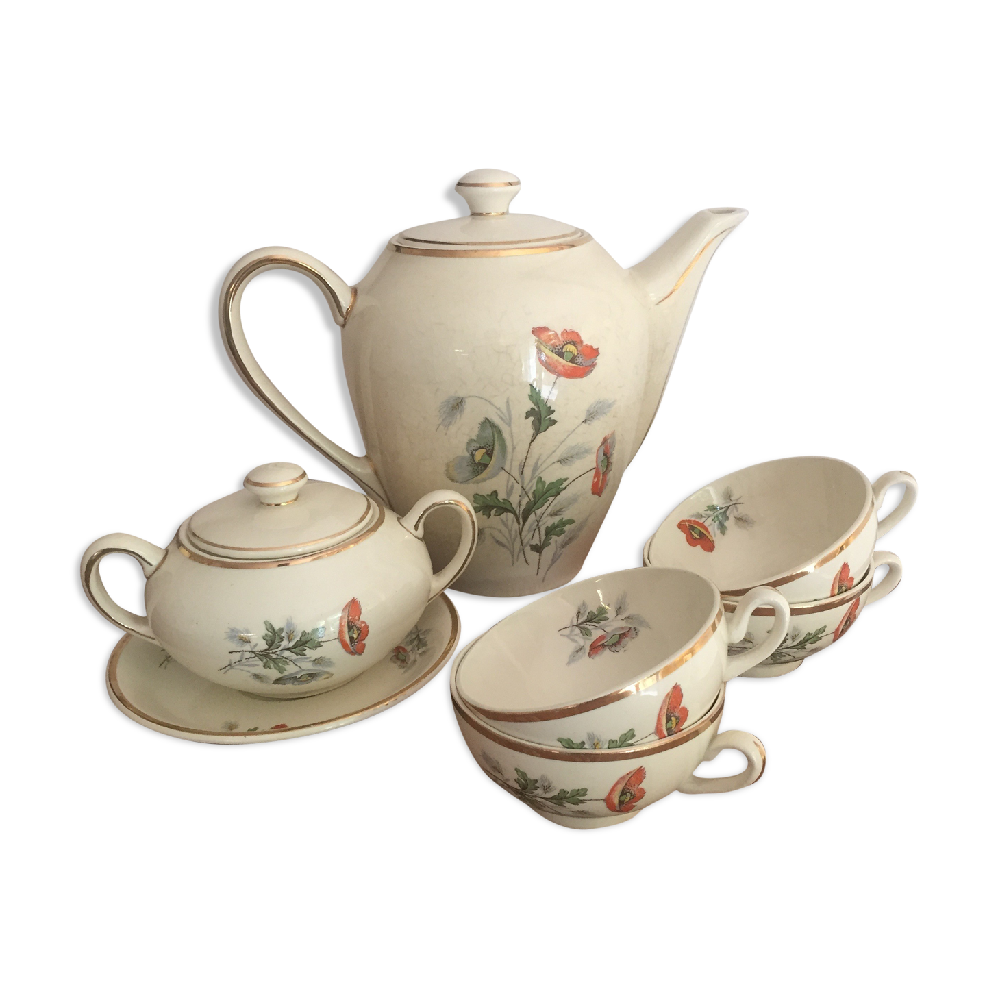 Tea or coffee service poppies