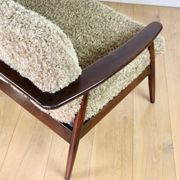 Beautiful vintage three-seater sofa from the 80s with removable cushions - long pile khaki, dark beige
