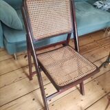 Foldable chair wooden cannage