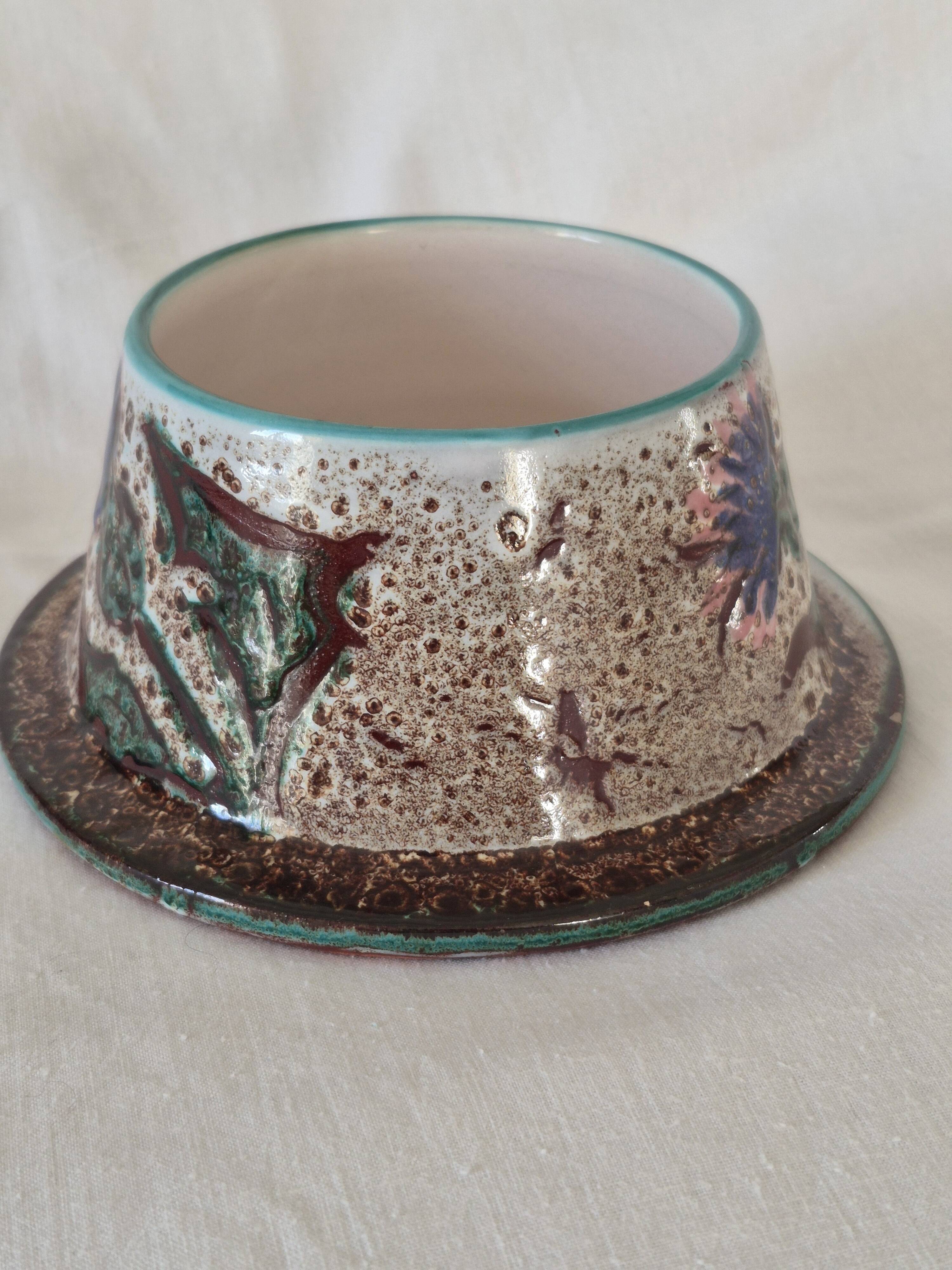 Cache-pot, empty pocket Vallauris, "Aux Chardons" pattern by Etienne Daniel.
