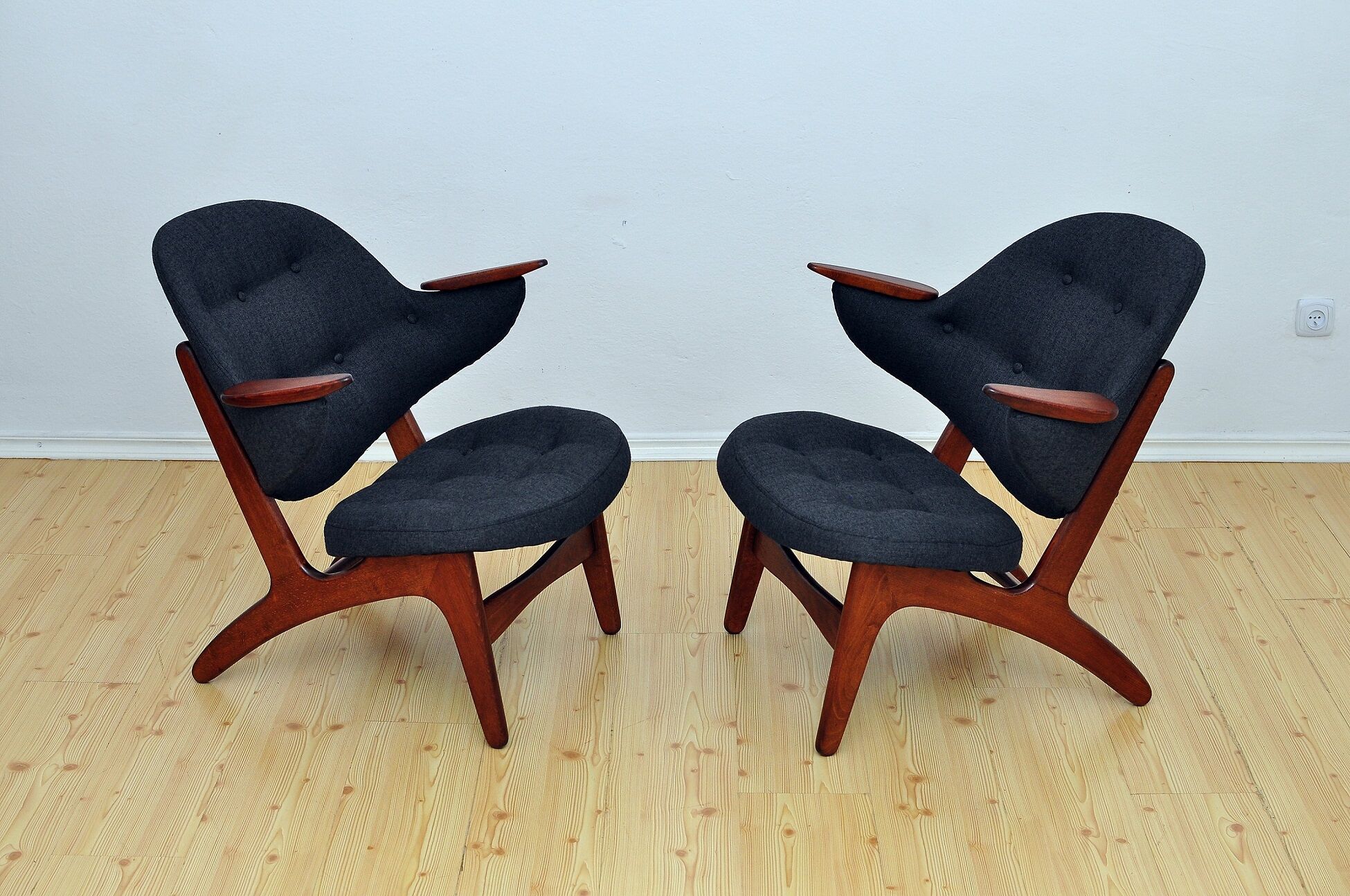 Model 33 armchairs by Carl Edward Matthes, 1950