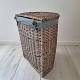 Wicker laundry basket