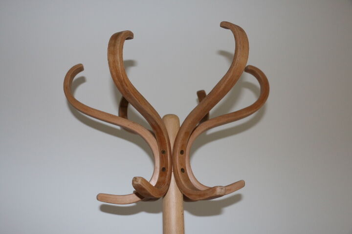 Simple baumann clear parrot coat rack