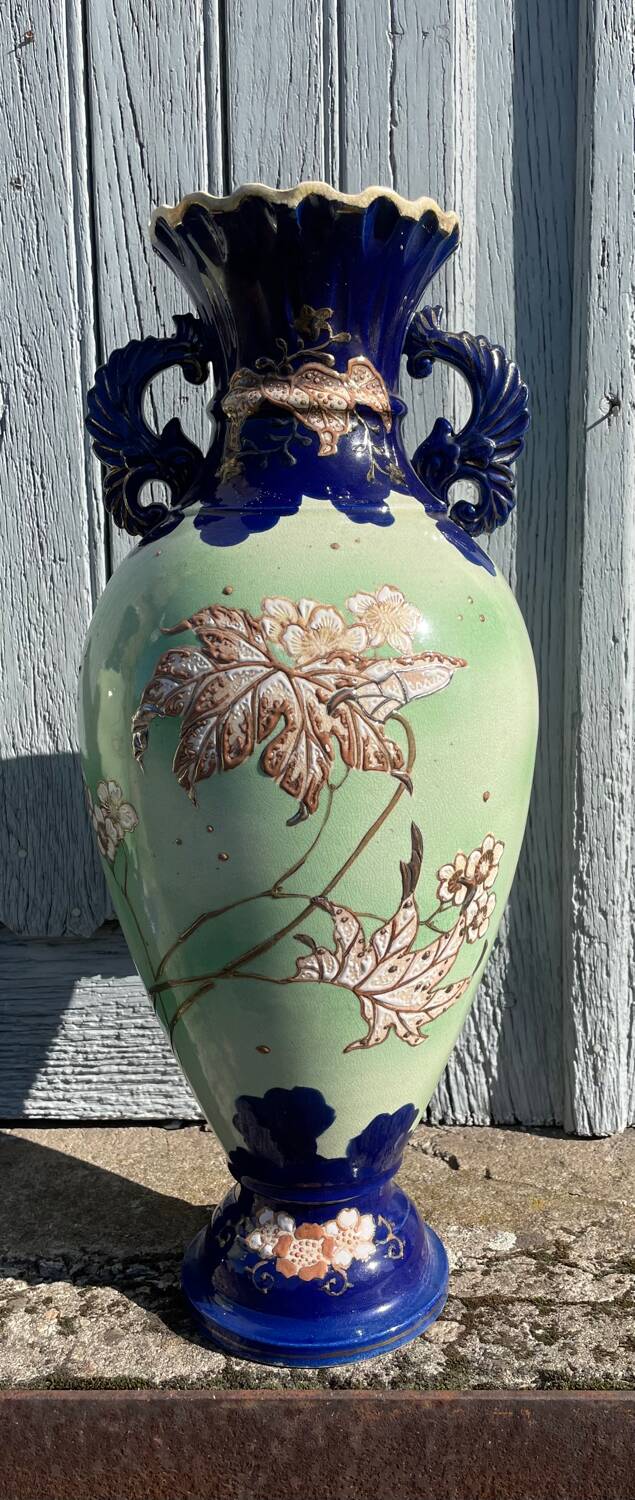 Pair of vintage 20th century Japanese Satsuma vases in decorated ceramic