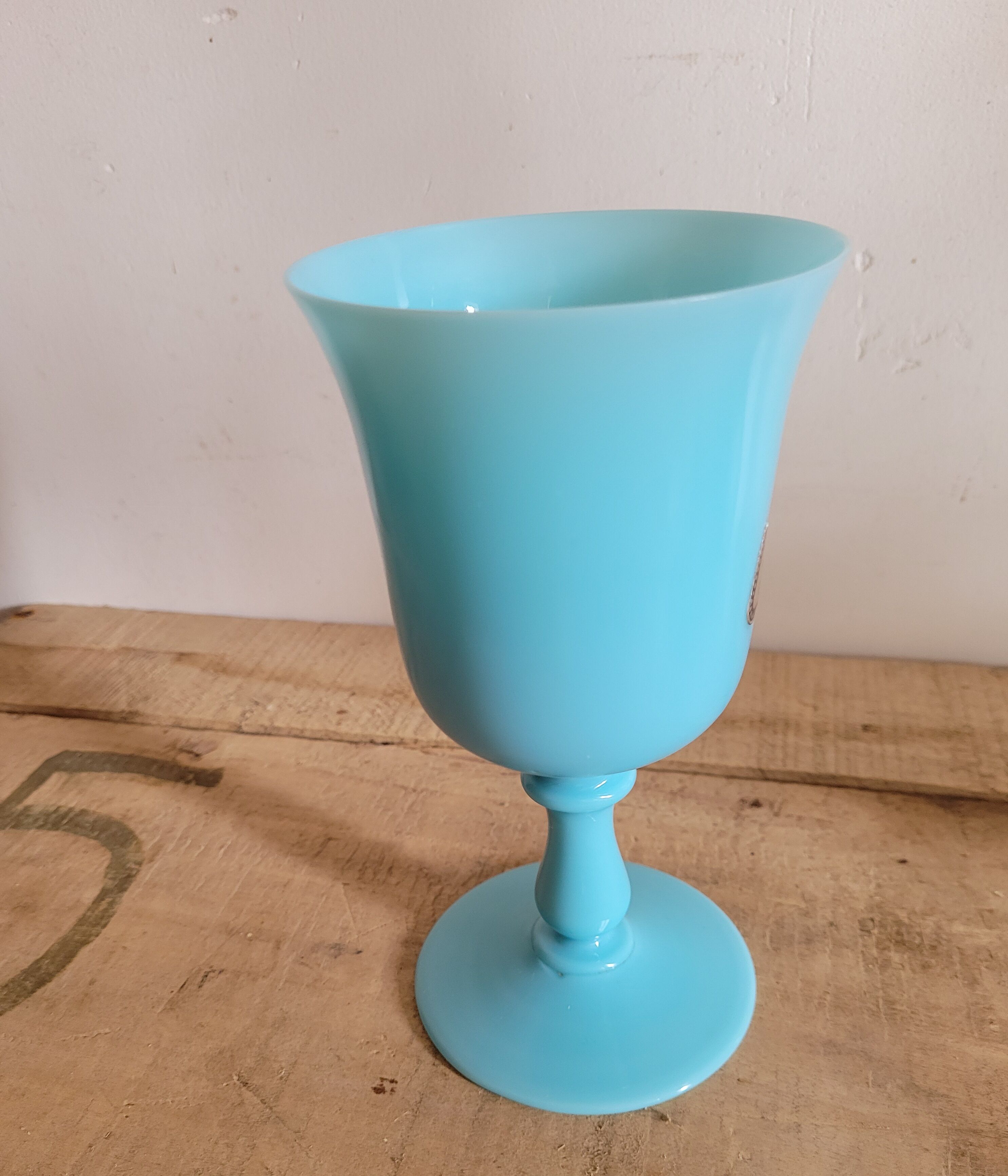 Opaline chalice of Blue Portieux