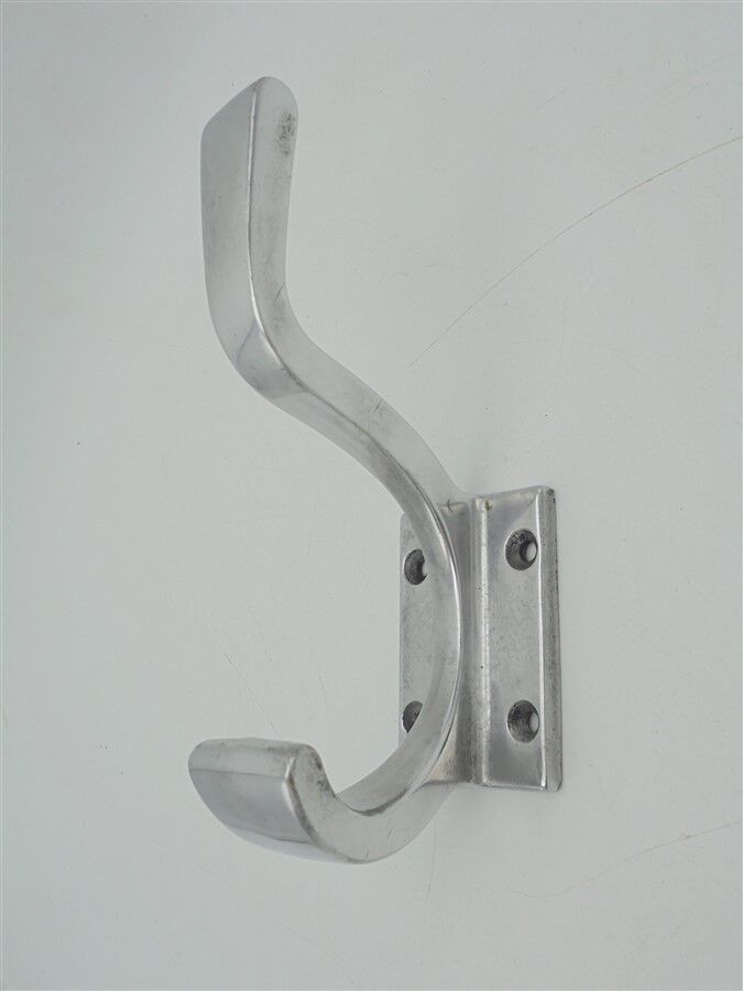 Vintage aluminum patère