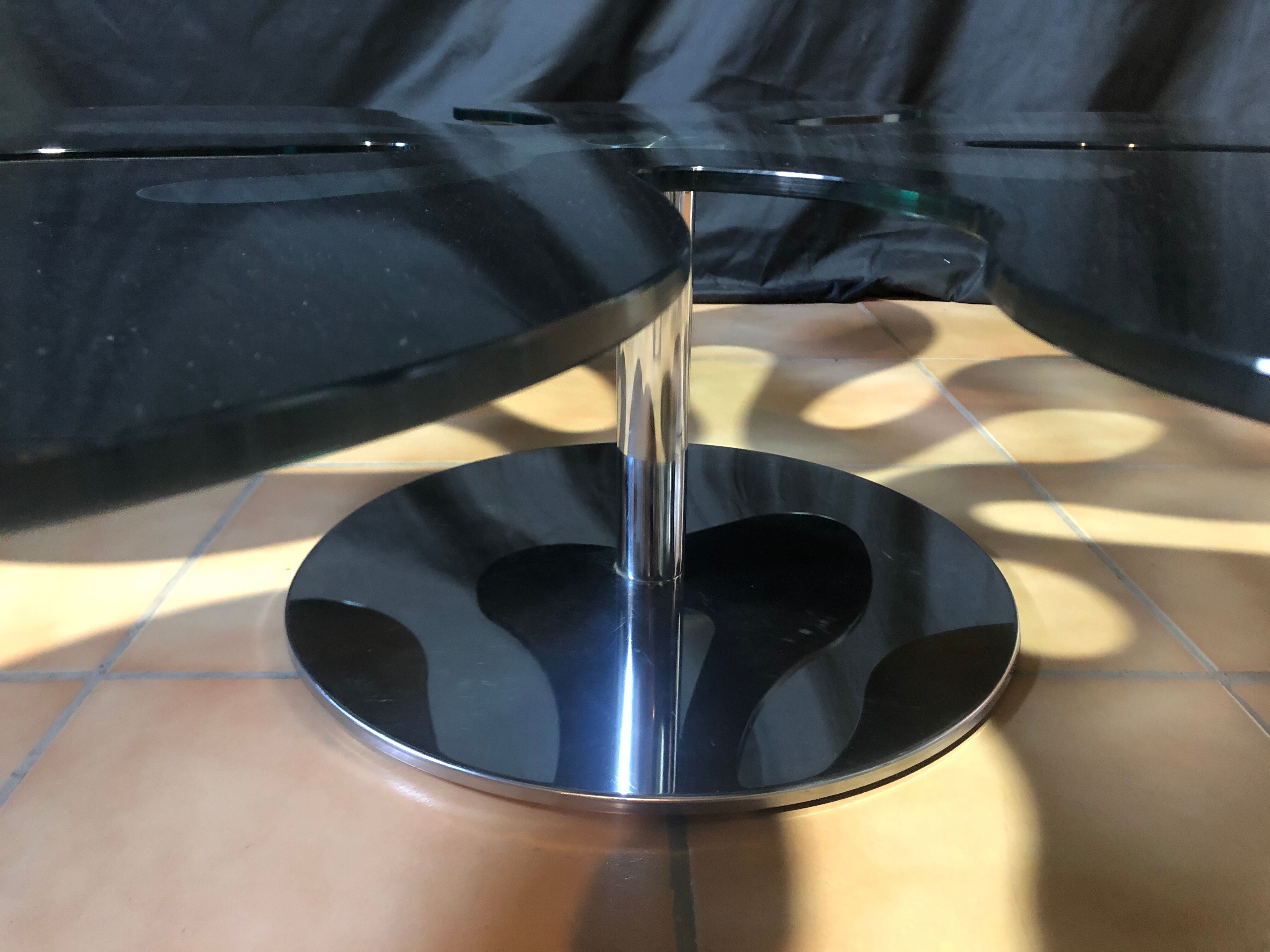 Table basse Narcisse années 70 de maurizio Cattelan italia