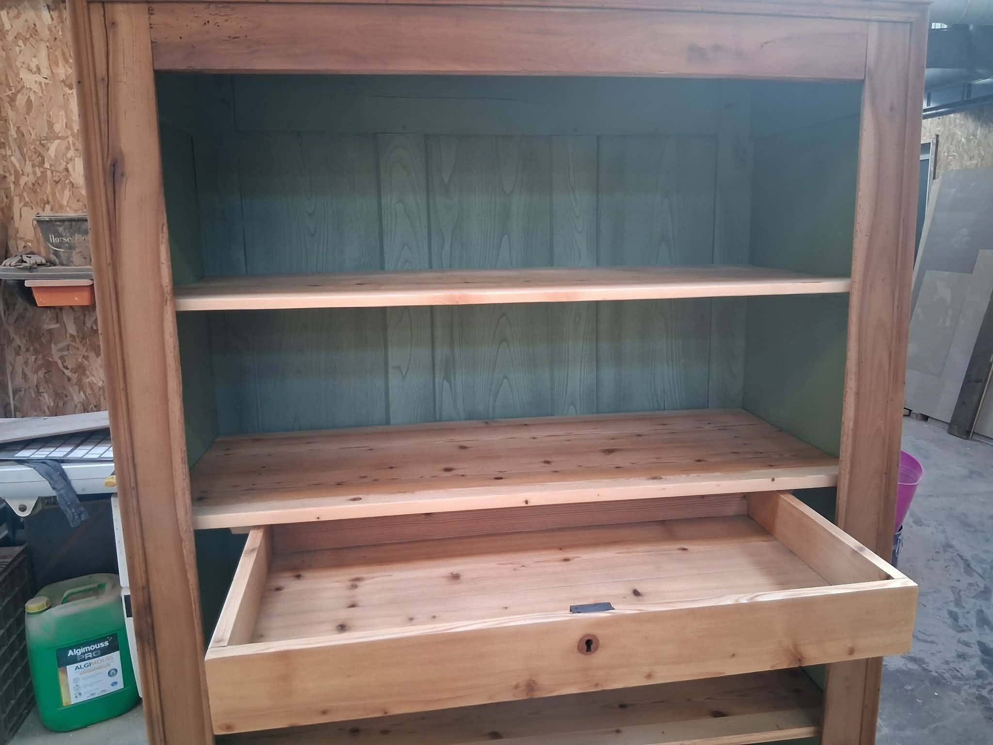 Cherry wood bookshelf