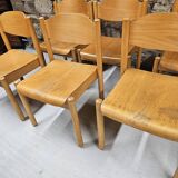 Set de 8 chaises empilables
de Karl Klipper