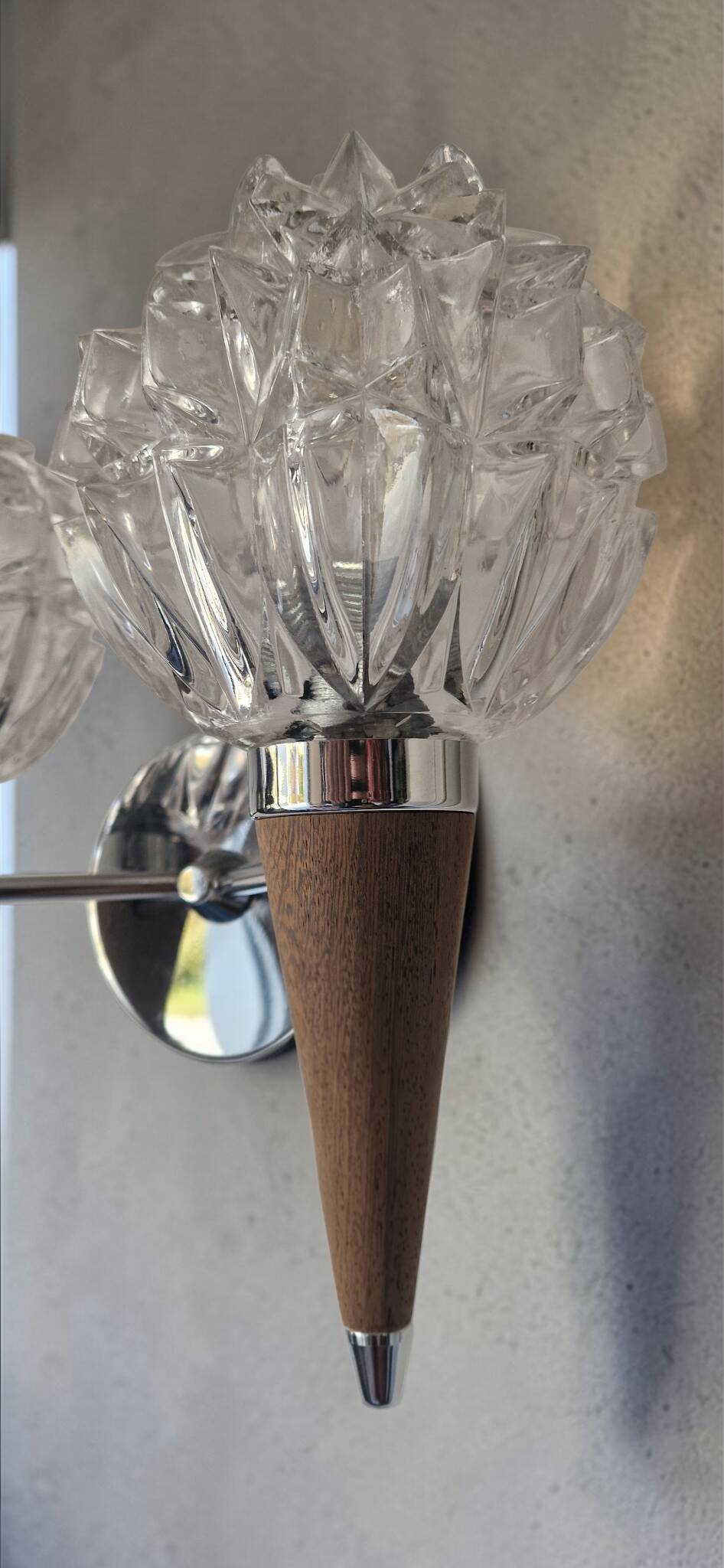 Applique murale double style scandinave - Verre moulé et teck - 1960
