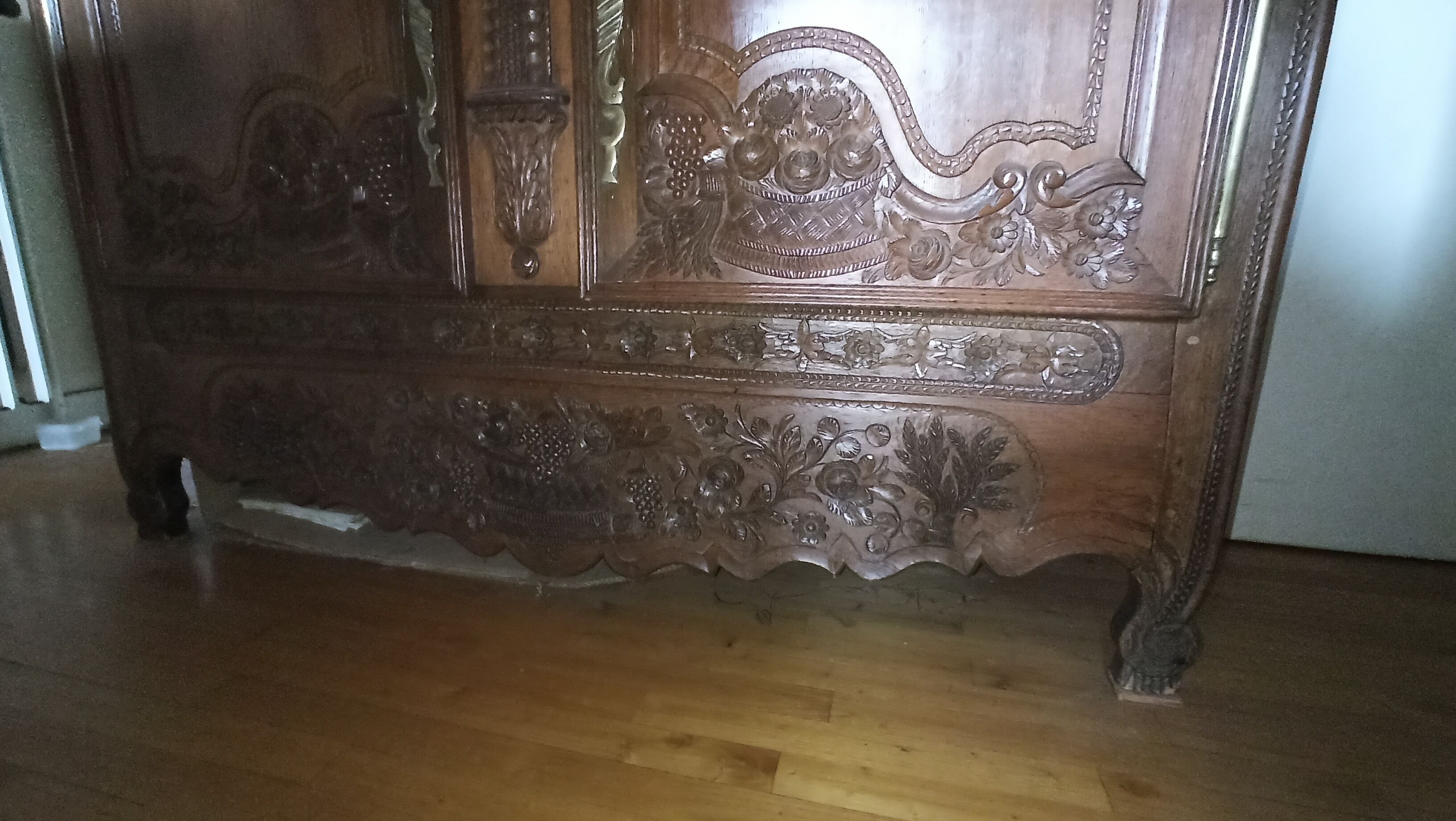 Armoire Granvillaise