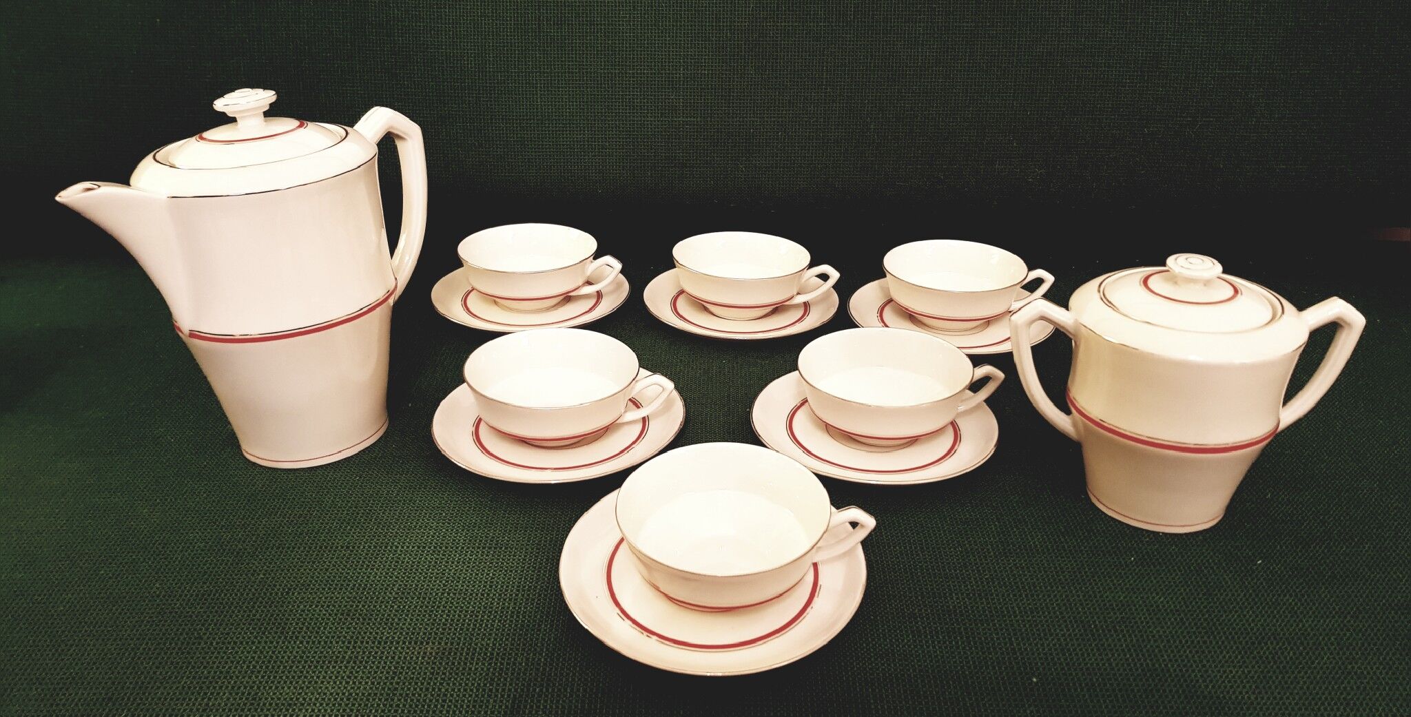 Service à café en porcelaine