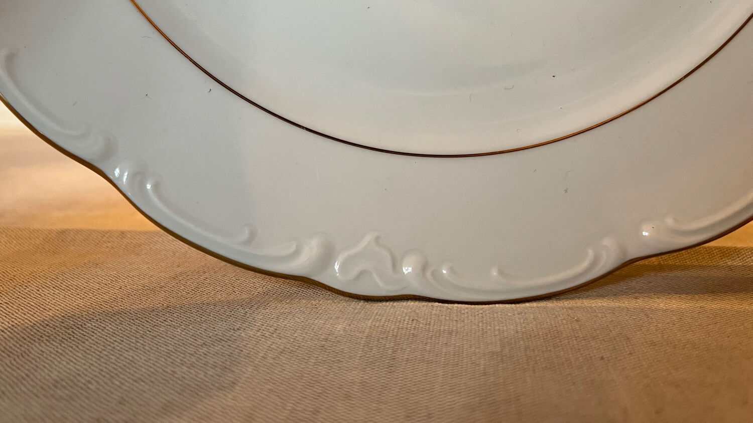 Set of 12 Bavarian porcelain dinner plates
