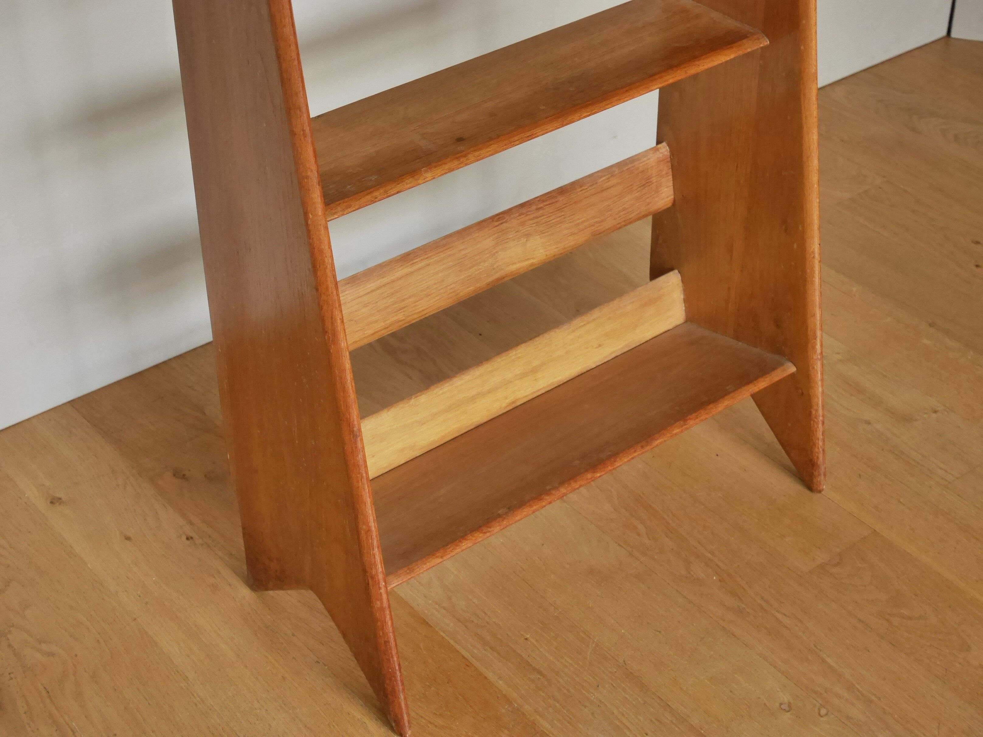 Solid oak shelf, Pierre Cruege 1950