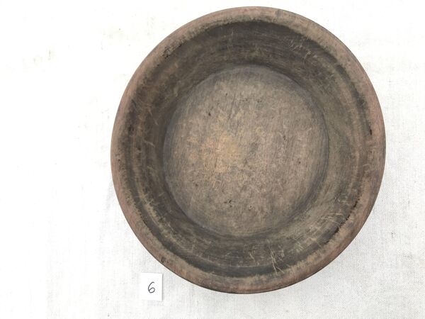 Antique bol en bois