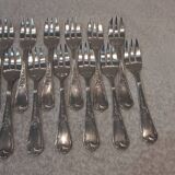 12 silver plated cake forks, Ercuis LXV 29, 14.4cm