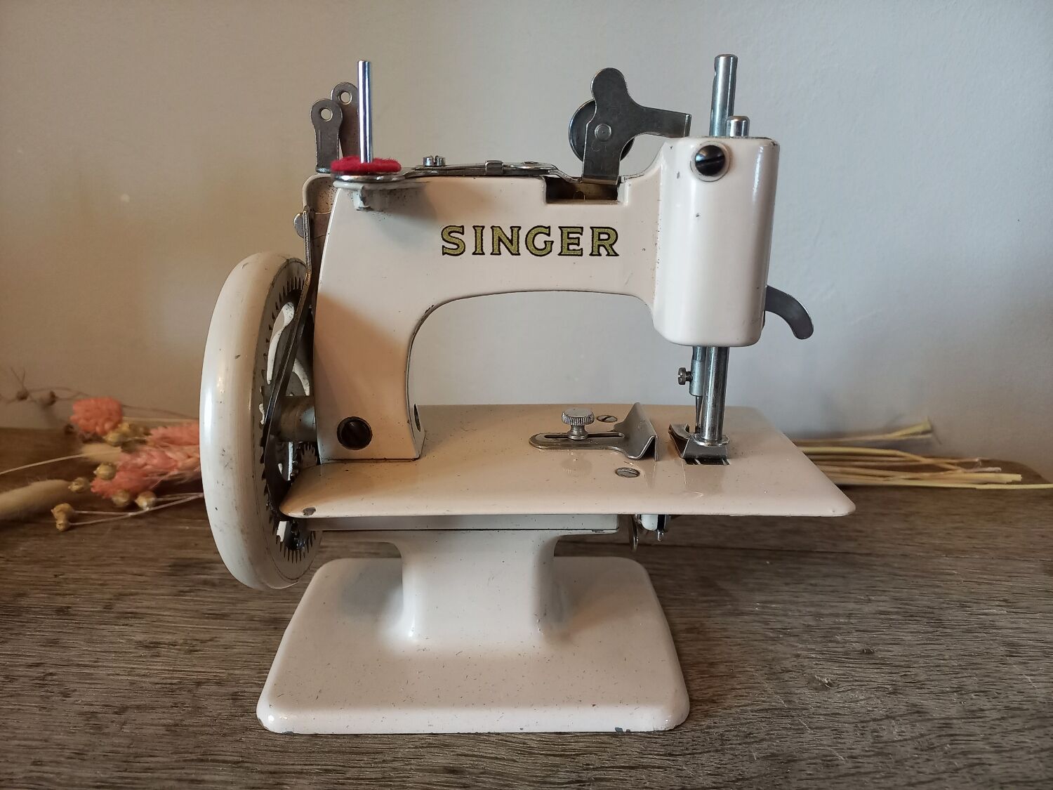 Sewing machine toy vintage Baby Singer 1950 1960