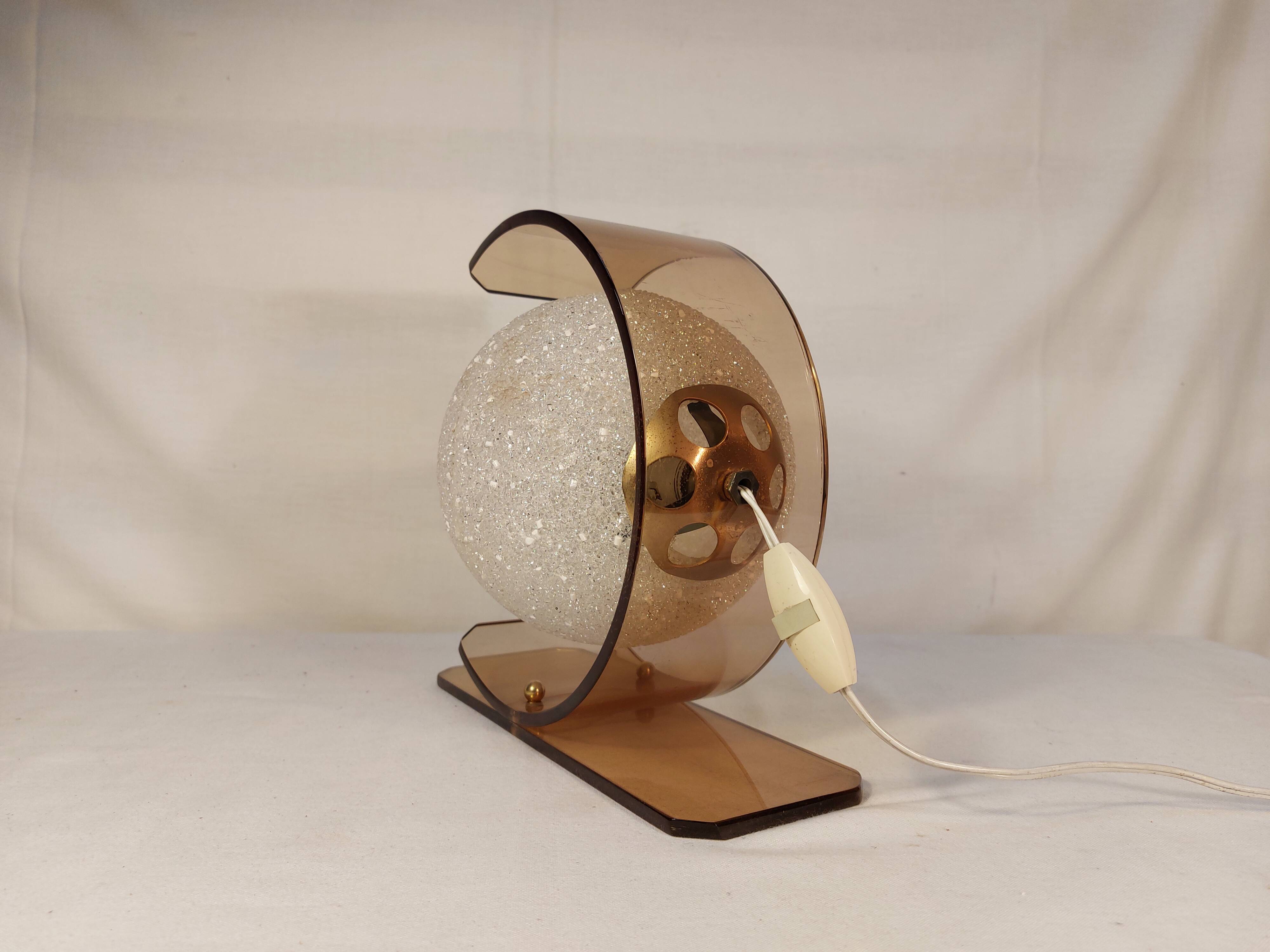 Vintage table lamp in plexiglass and Perspex