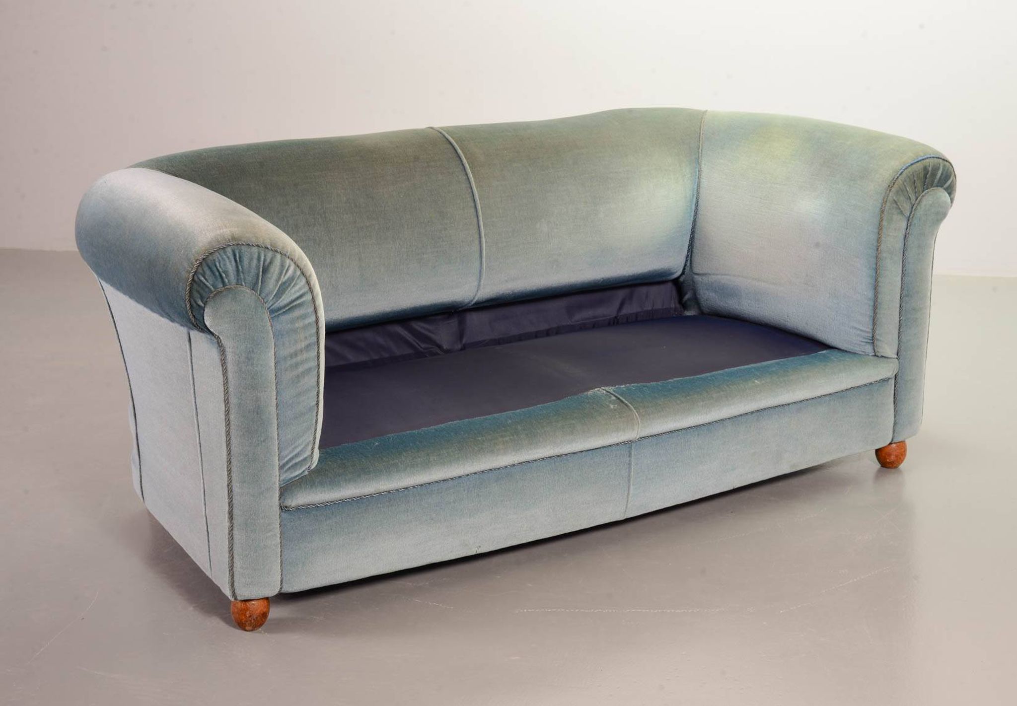 Chesterfield Duotone 2-Seat Sofa in Frosted Blue & Green Velvet 1950s