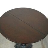 Round antique English pub table/side table/small dining table with decorative cast iron leg and oak