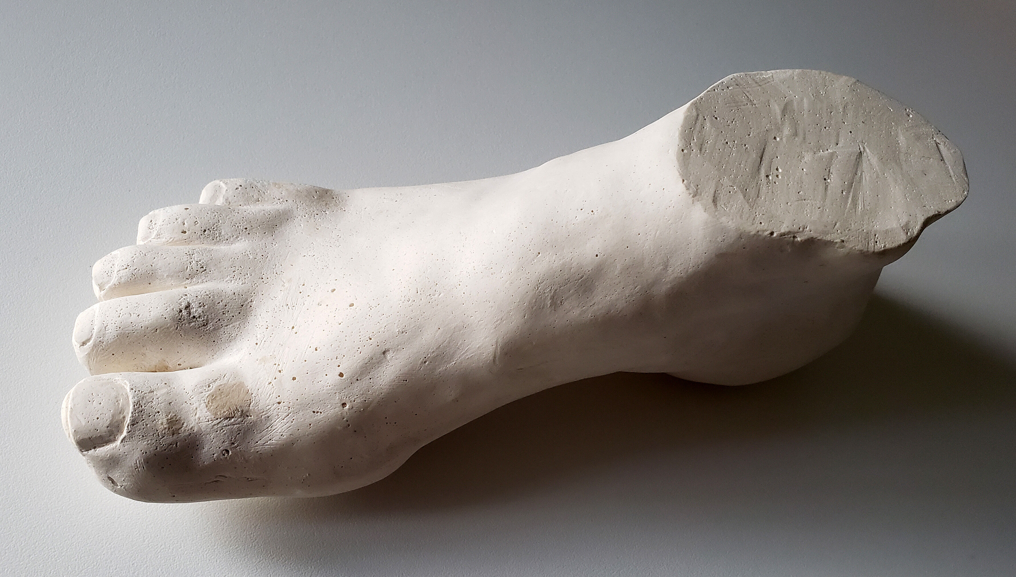 Plaster foot