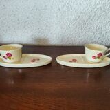 Head to head with retro flower decoration