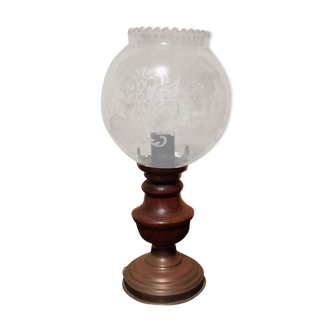 Table lamp foot wood copper base, with amber globe and arabesque