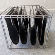 Magazine rack by Gérard Rignault for Group S.A, France around 1970.