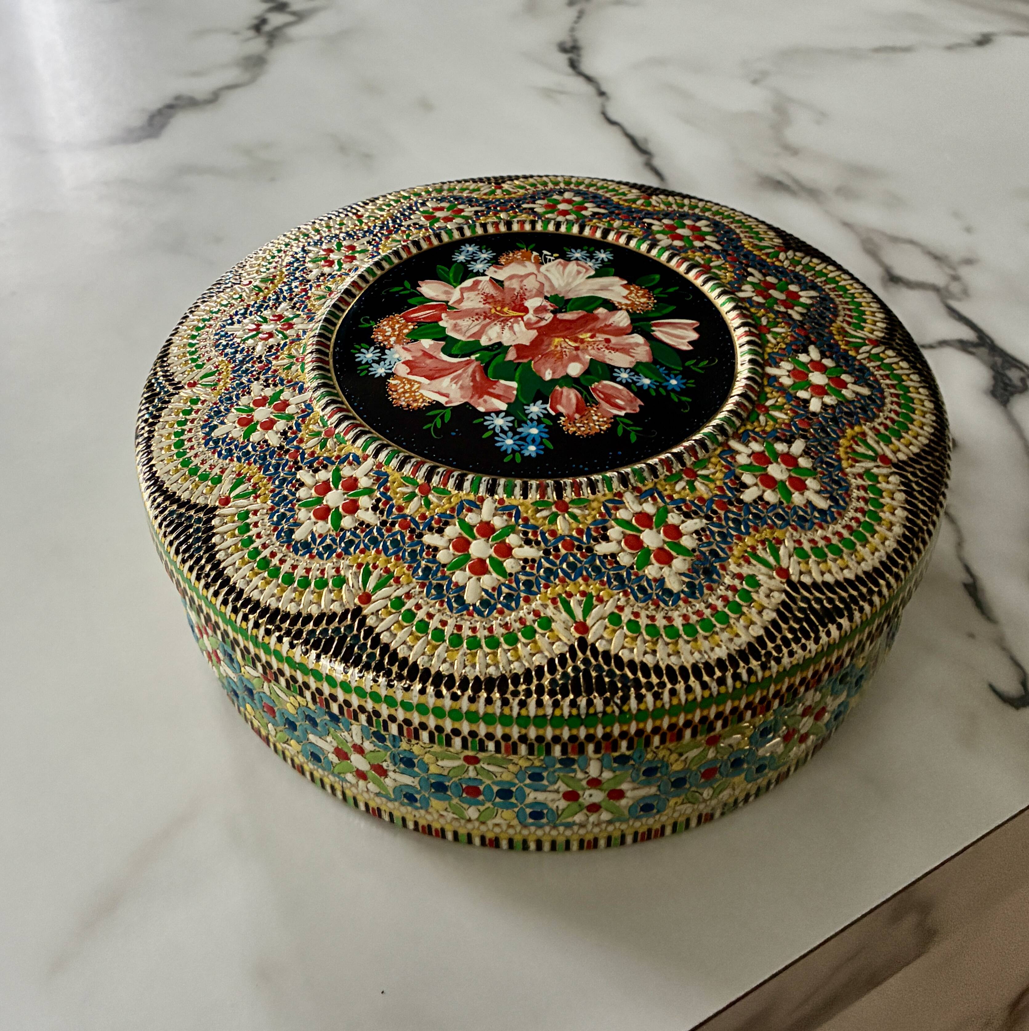 Metal box Holland mosaic style