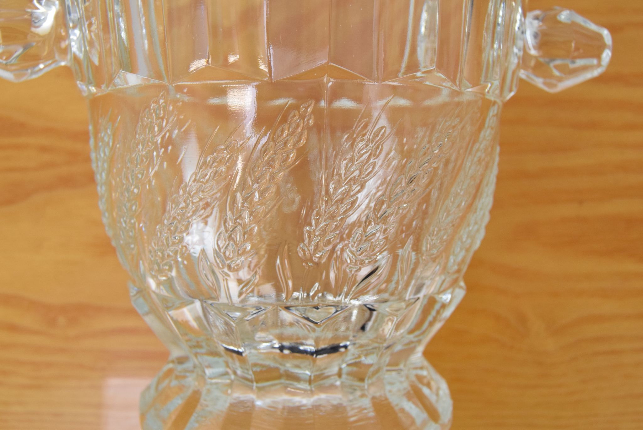 Vase en verre, verre de Bohême, années 1970