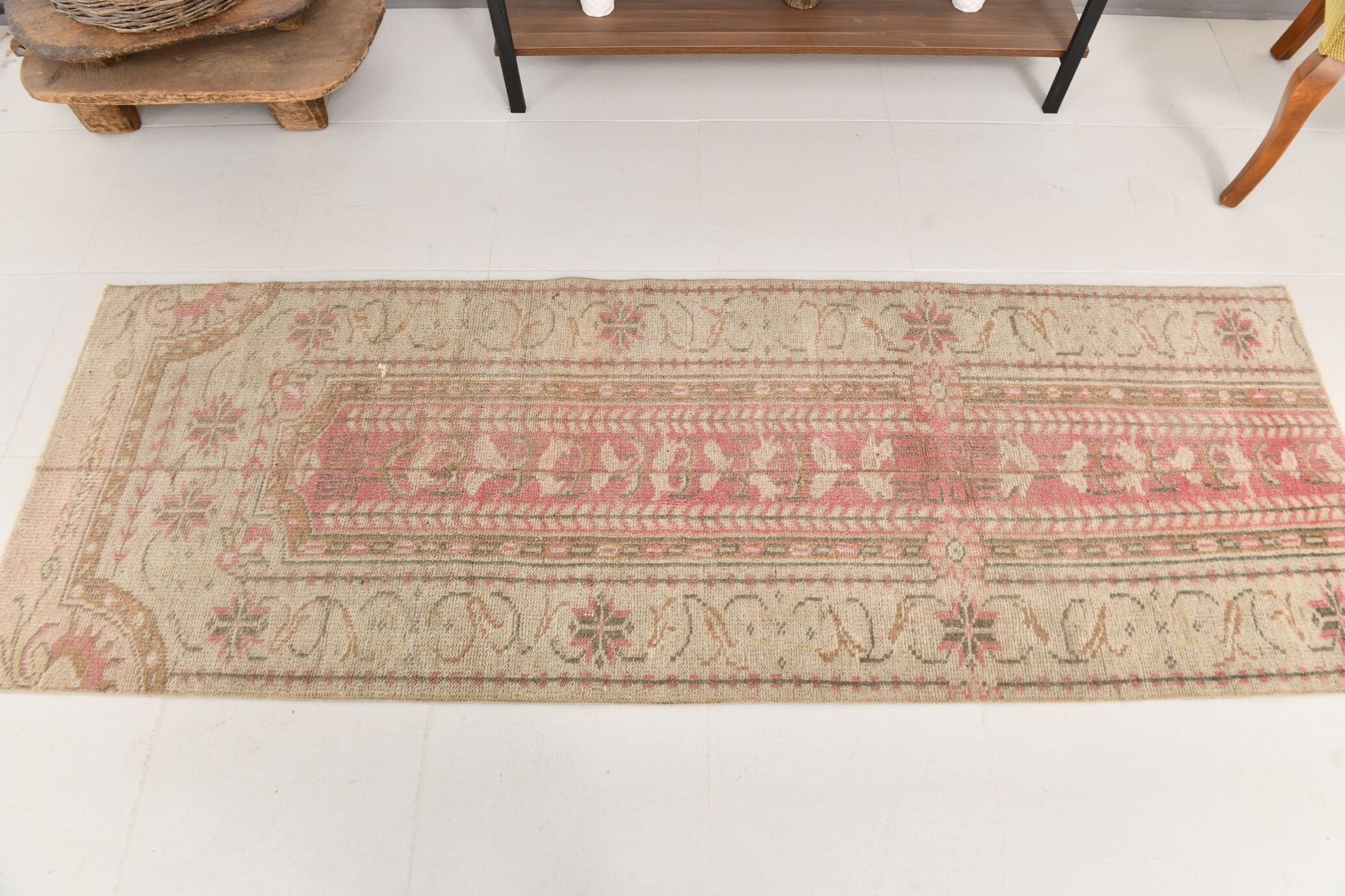 2x7 shades of red & beige vintage runner rug, 77x222cm