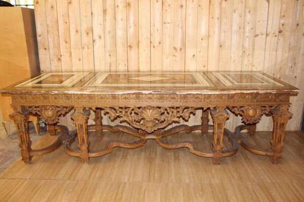 Console de château d'après un modèle du château de versailles