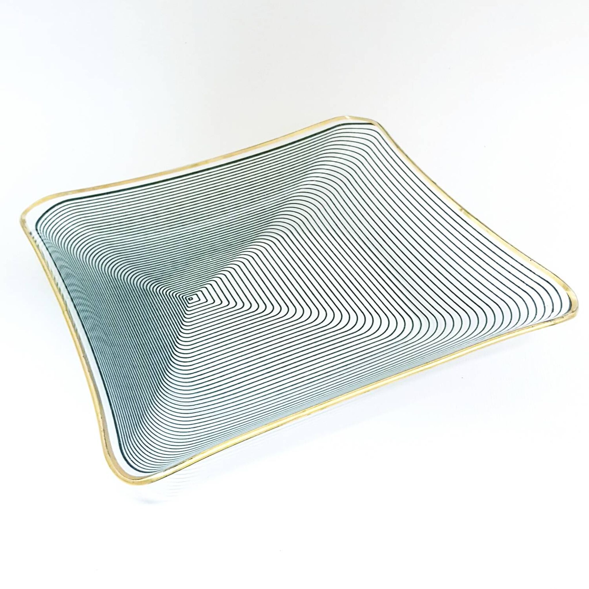 Plat op art en verre de Lausitzer