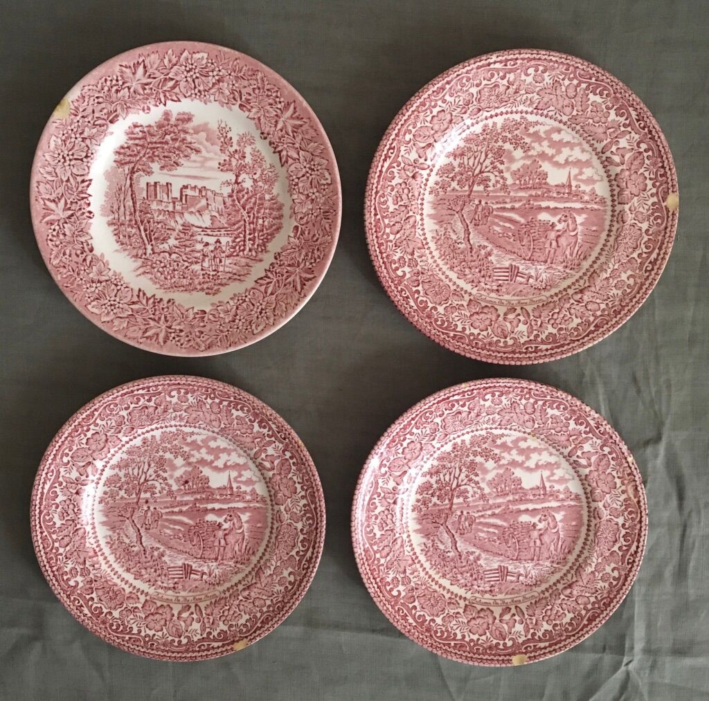 7 EIT England dessert plates