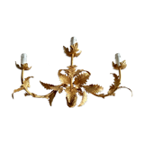 Applies three branches in gilded iron