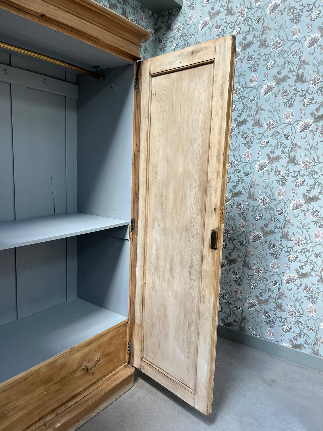 Renovated wardrobe