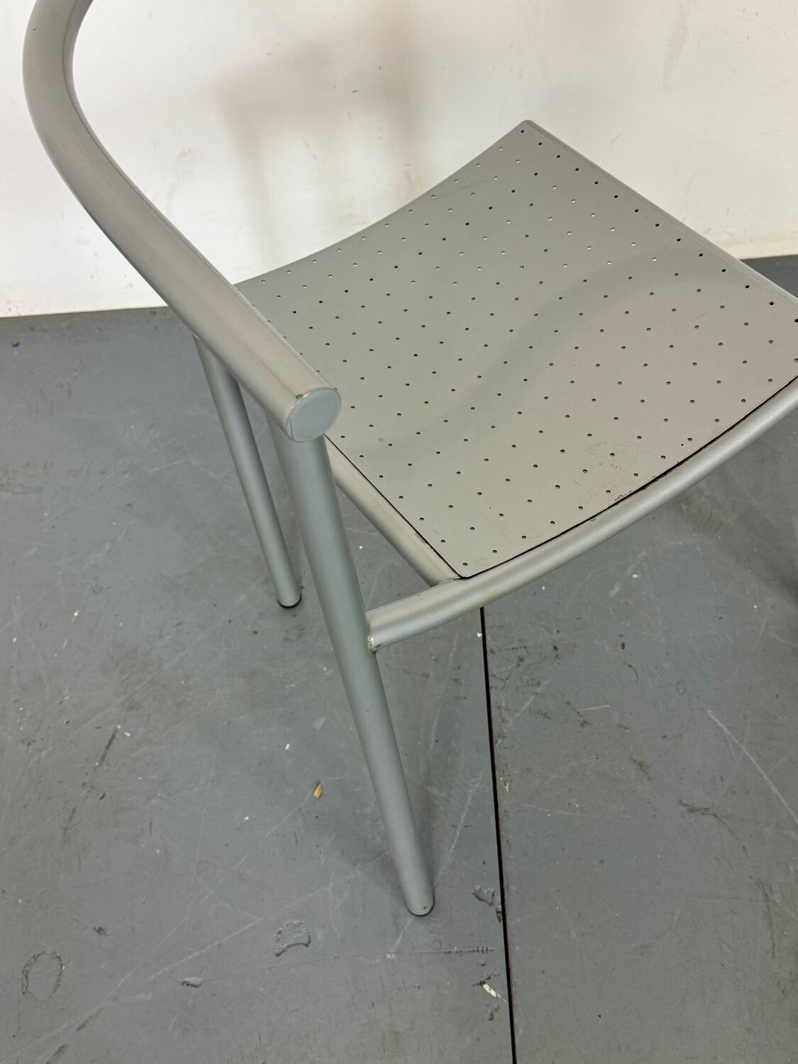 Tubular Memphis style 1st edition Von Vogelsang armchair by Philippe Starck