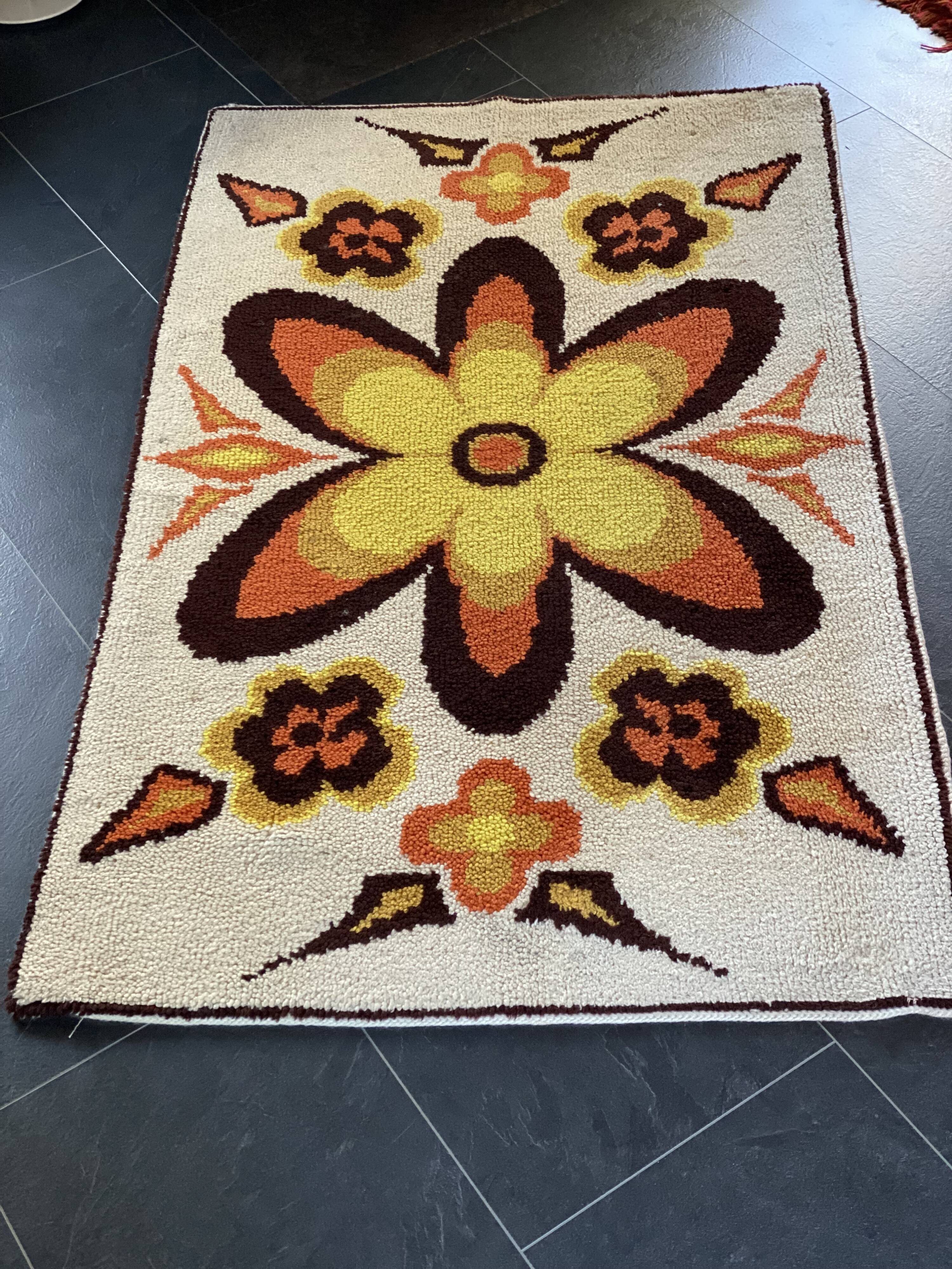 Vintage Floral Latch Hook Rug