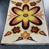 Tapis Vintage Floral Latch Hook