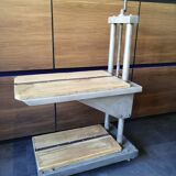 Industrial lift table