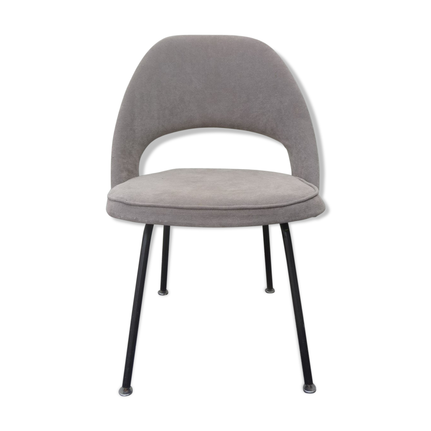 Chaise conference by Eero Saarinen