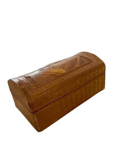 Boite en bois tréssé