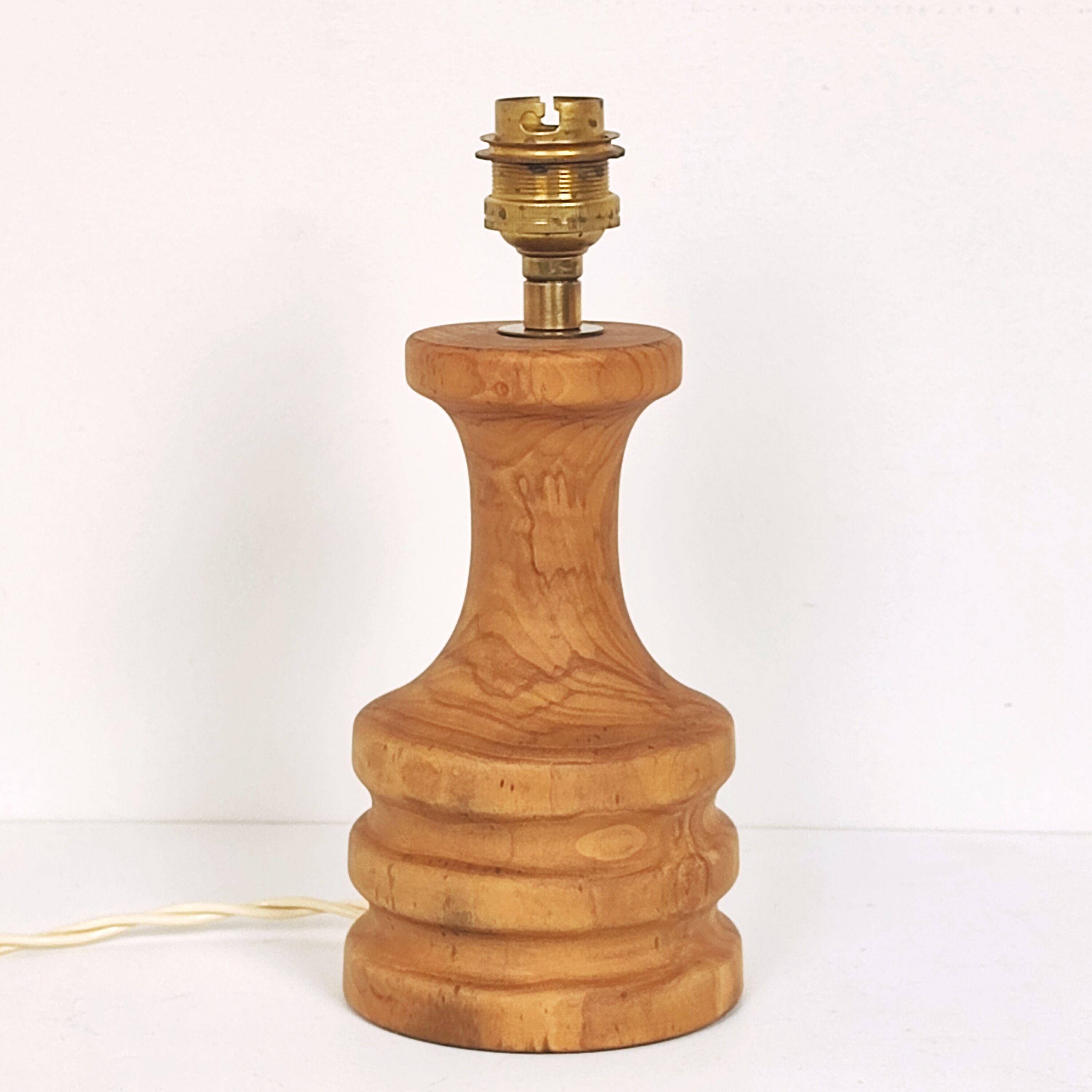 Lampe pied en bois