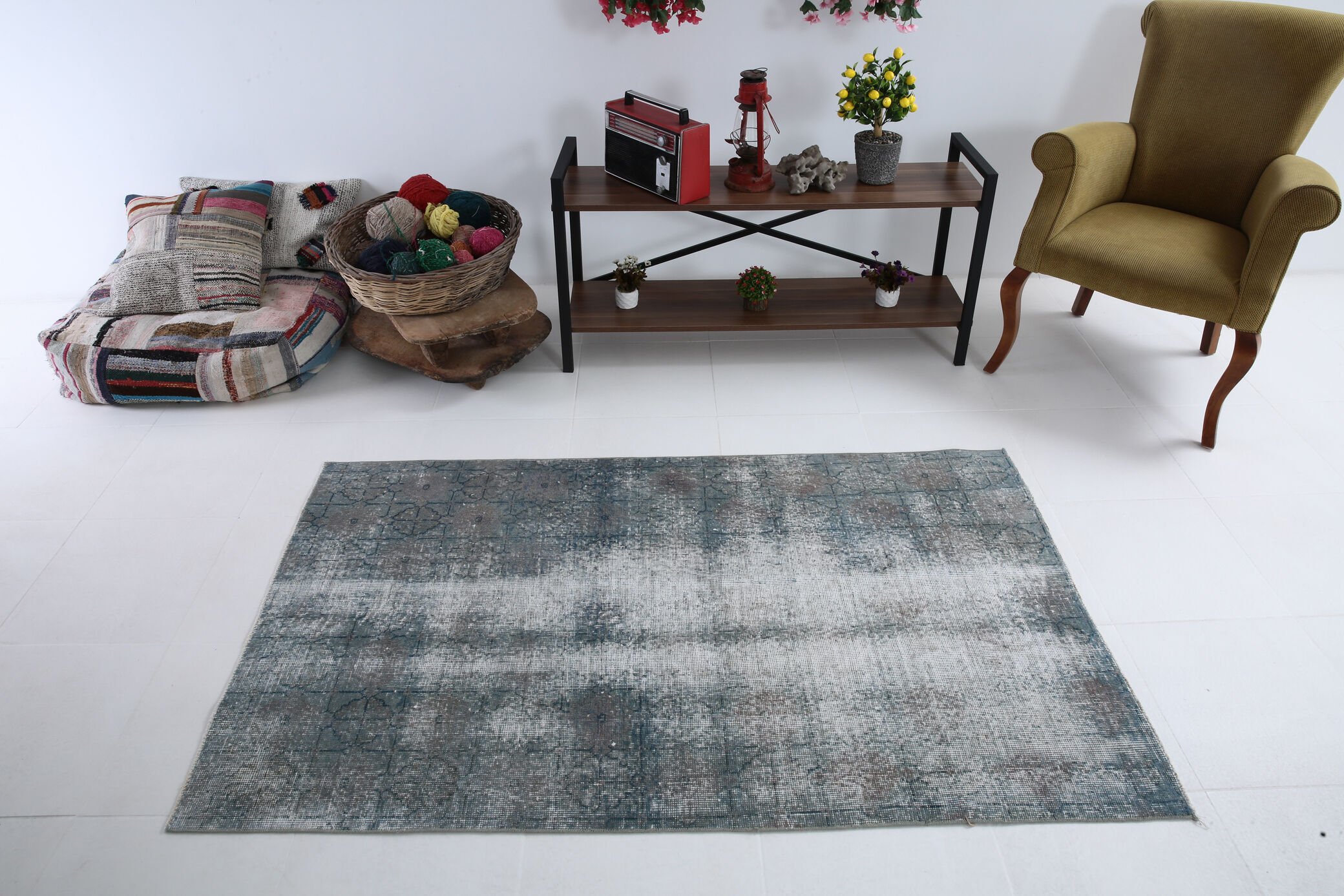 Wool turkish rug, 179x106 cm