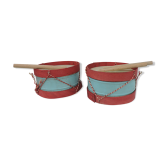 Set of two old drums