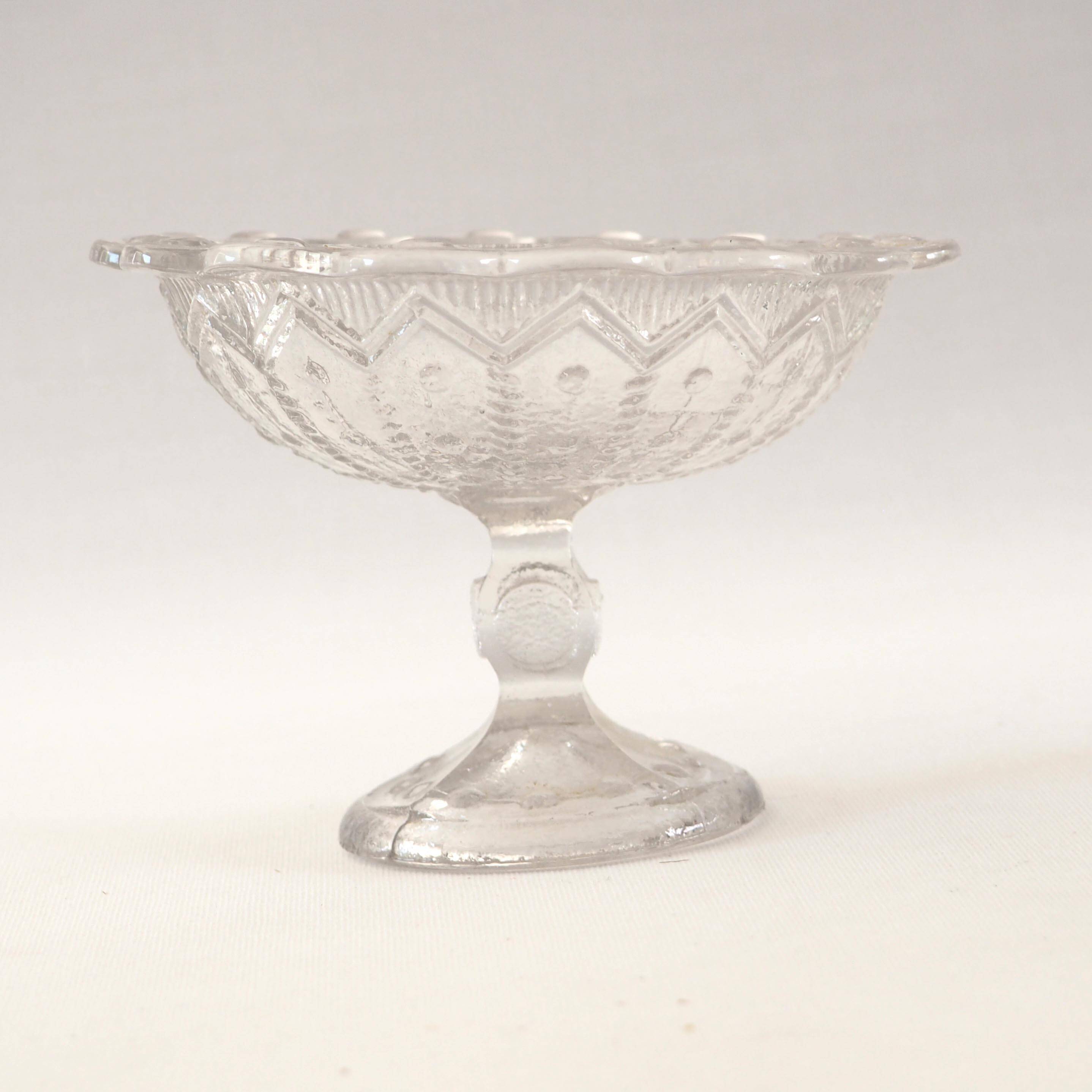 Cup, mini fruit bowl in old glass