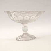 Coupe , mini compotier en verre ancien